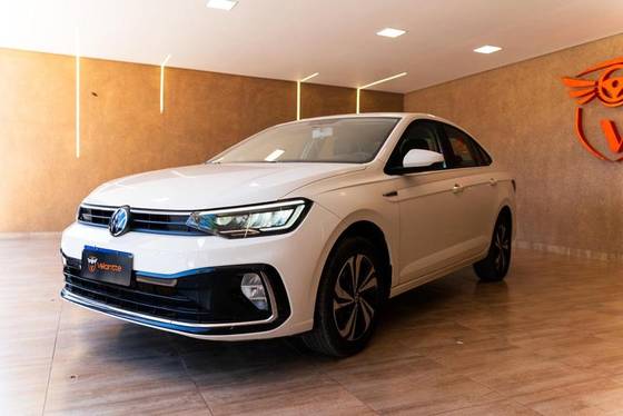 VOLKSWAGEN VIRTUS 1.0 170 TSI AUTOMÁTICO